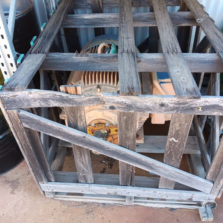 Teco 90kw 4 pole motor.jpg 002