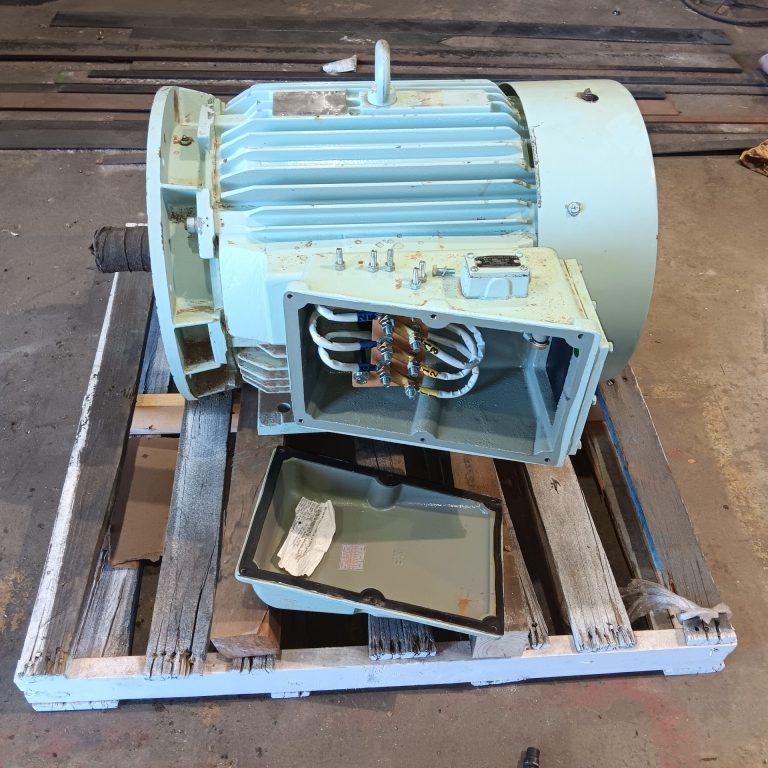 Toshiba 55kw 4 pole motor 003