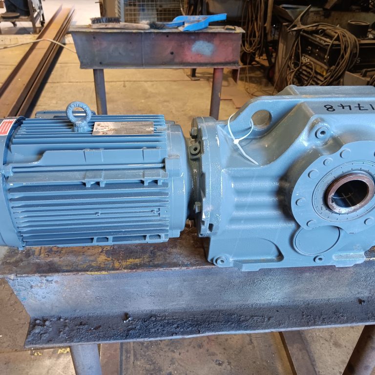 SEW KA77 DRN100L4 3kw 25rpm 001